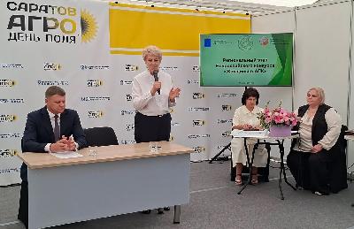 Председатель аграрного комитета Саратовской областной Думы Антонина Галяшкина встретилась с победительницами регионального  этапа Всероссийского конкурса «Женщины в АПК»