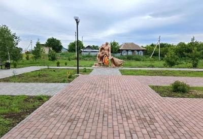 В рамках госпрограммы КРСТ в шести районах области благоустроены территории памятных мемориалов и парков воинской славы