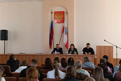 В Пугачевском районе обсудили актуальные вопросы работы агропромышленного комплекса 